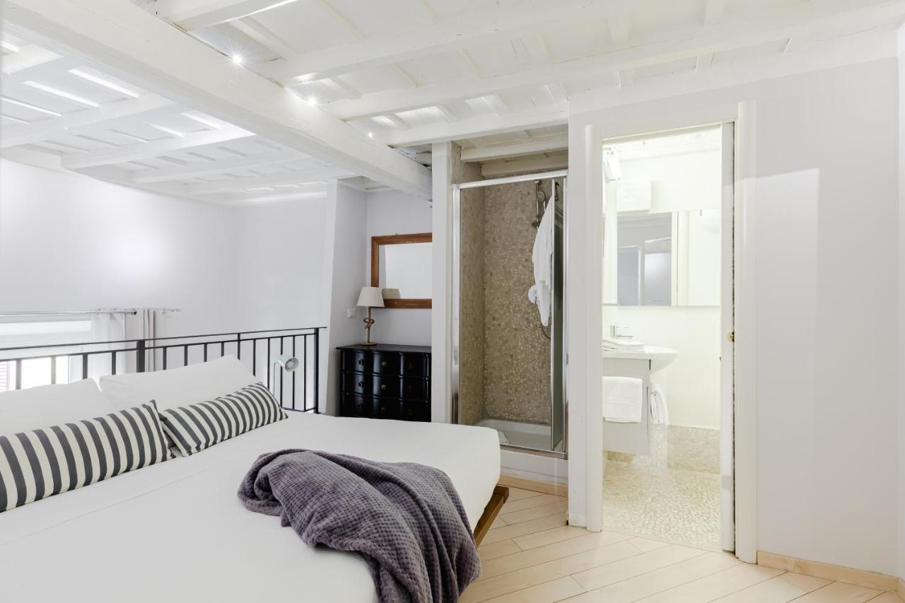 רומא Piazza Margana Private Apartment מראה חיצוני תמונה